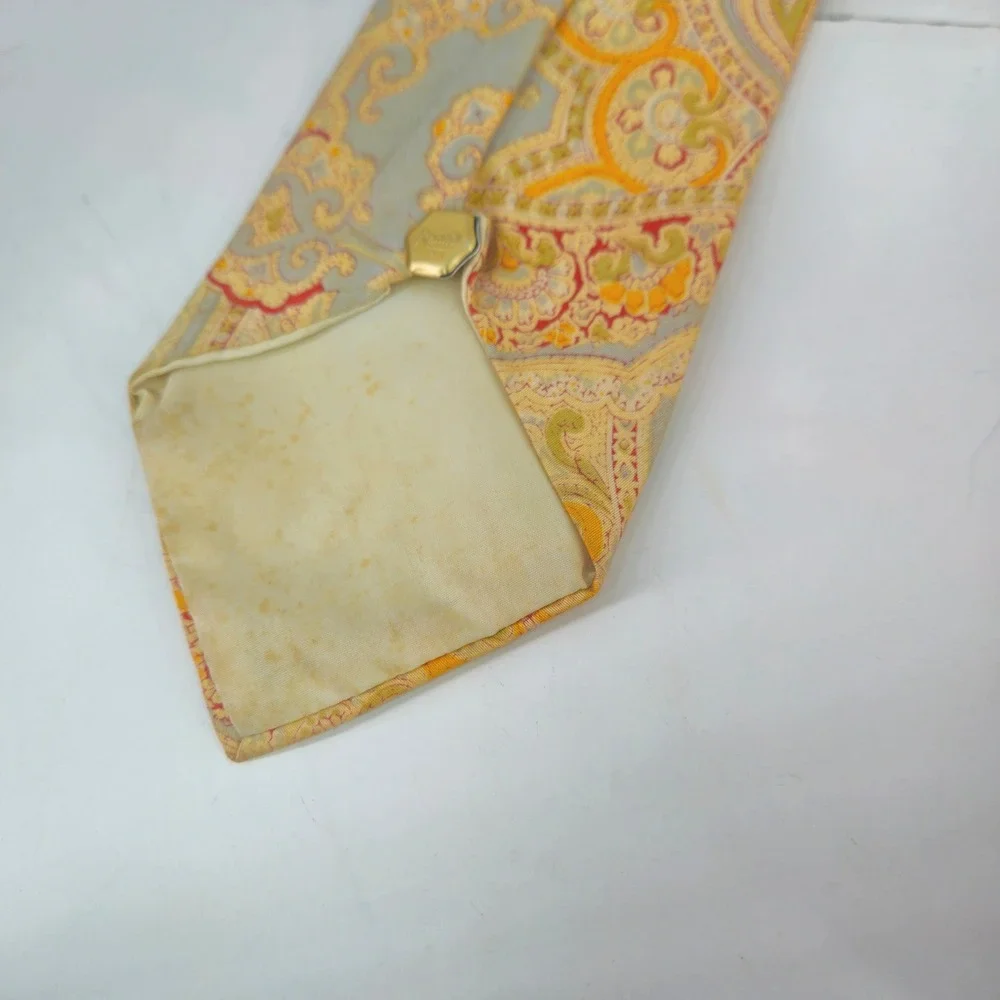 Vintage 1960s Resilio Paisley Mens Tie Yellow Red Powder Blue Pastel Paisley USA - Picture 6 of 9